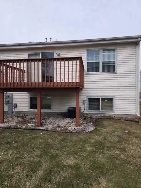 Homes for sale in South Milwaukee, WI | 207 Nicholson Avenue Avenue, South Milwaukee, WI 53172 | MLS# 1961086