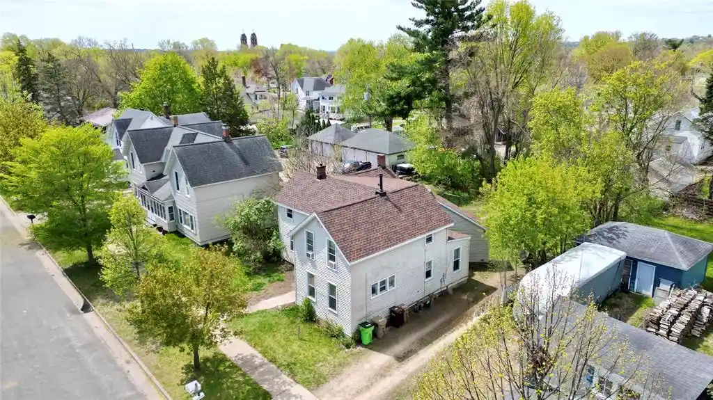 image of 628 Germania St St, Eau Claire, WI 54703
