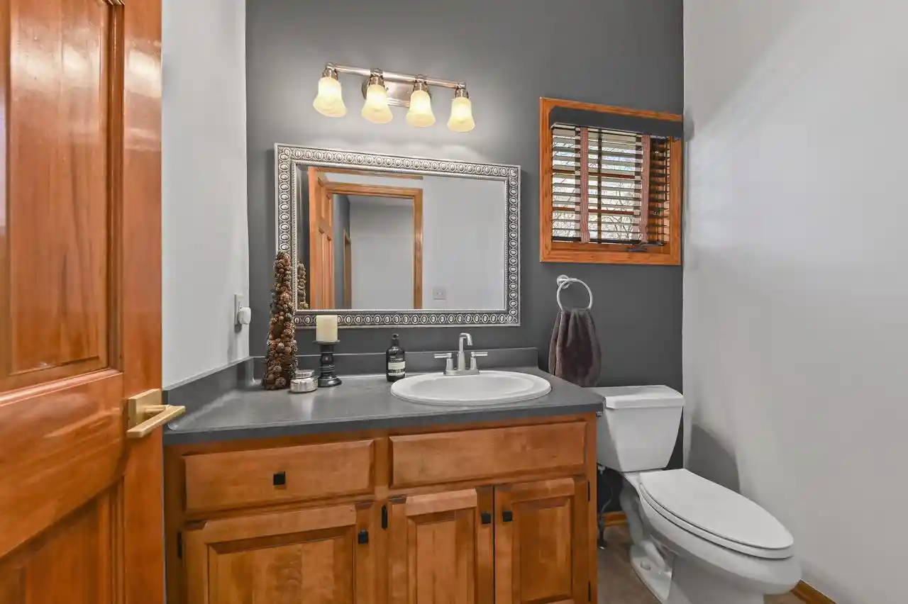 Homes for sale in New Berlin, WI | 14220 W North Oak Boulevard Boulevard, New Berlin, WI 53151 | MLS# 1961095