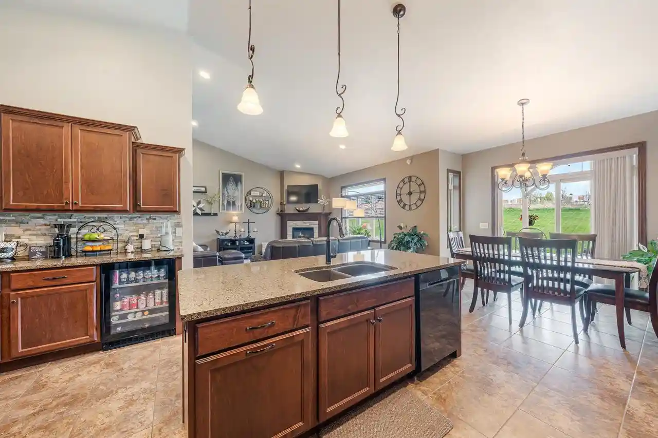 Homes for sale in Appleton, WI | 889 W Hubble Lane Lane, Appleton, WI 54913 | MLS# 50324910