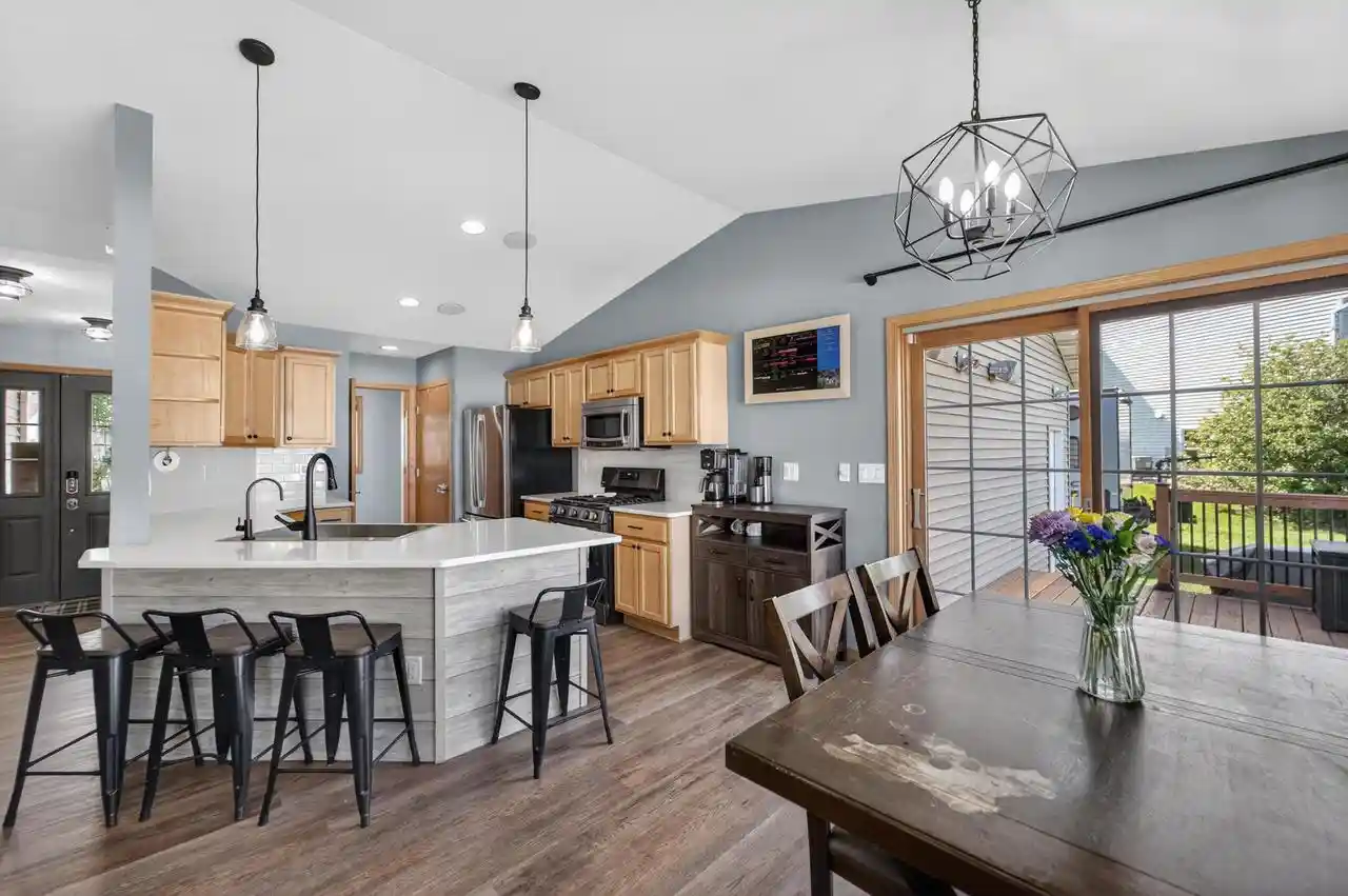 Homes for sale in Mount Horeb, WI | 1216 Temple Dr Dr, Mount Horeb, WI 53572 | MLS# 2022591