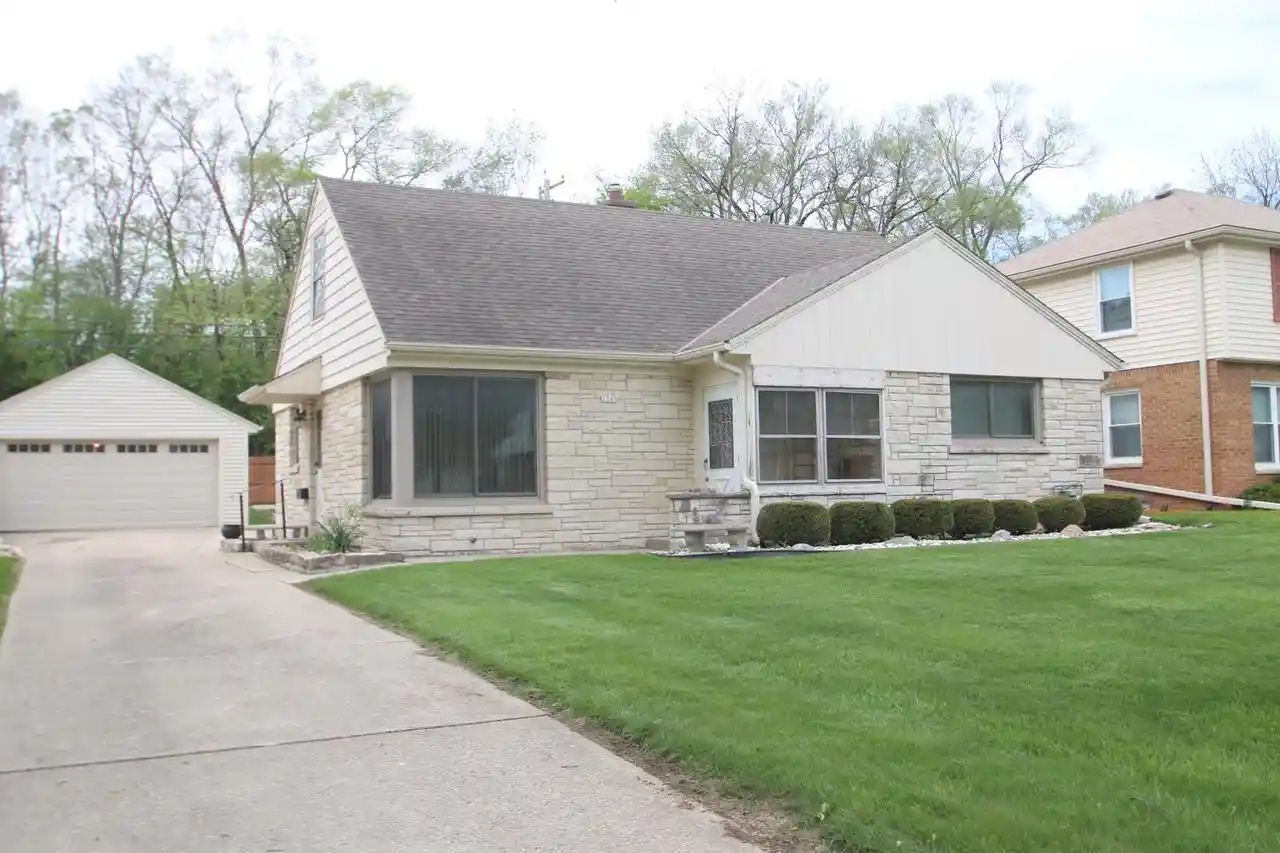 Homes for sale in Wauwatosa, WI | 2345 N 103rd Street Street, Wauwatosa, WI 53226 | MLS# 1961179