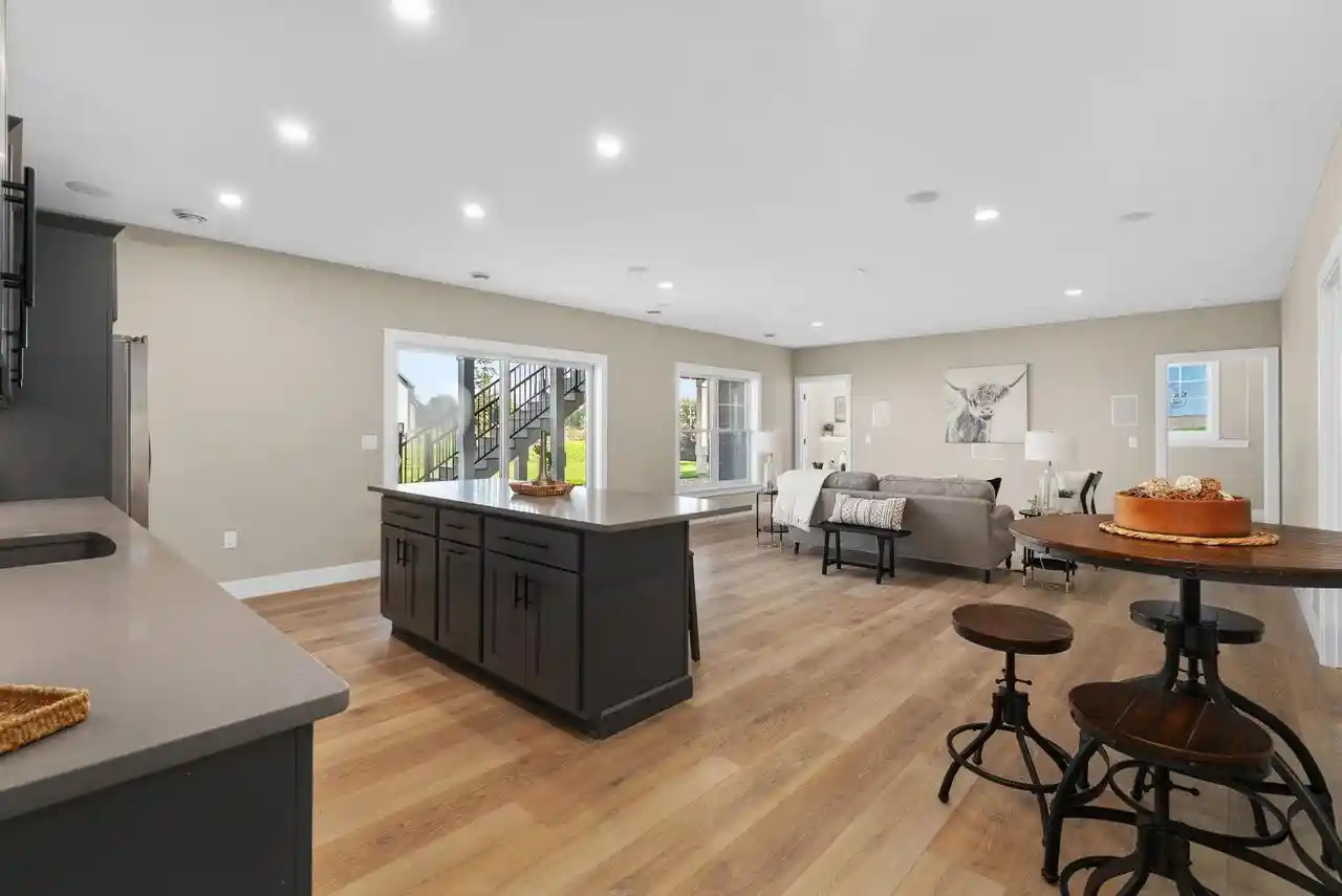 4th image of 1302 Moll Dr Dr, Waunakee, WI 53597 | MLS# 2022630