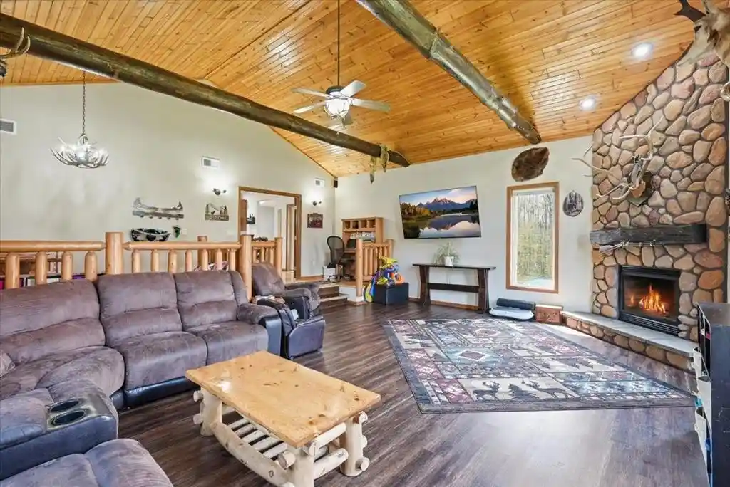 Homes for sale in Stanley, WI | N1520 Hollow Road Road, Stanley, WI 54768 | MLS# 1600765