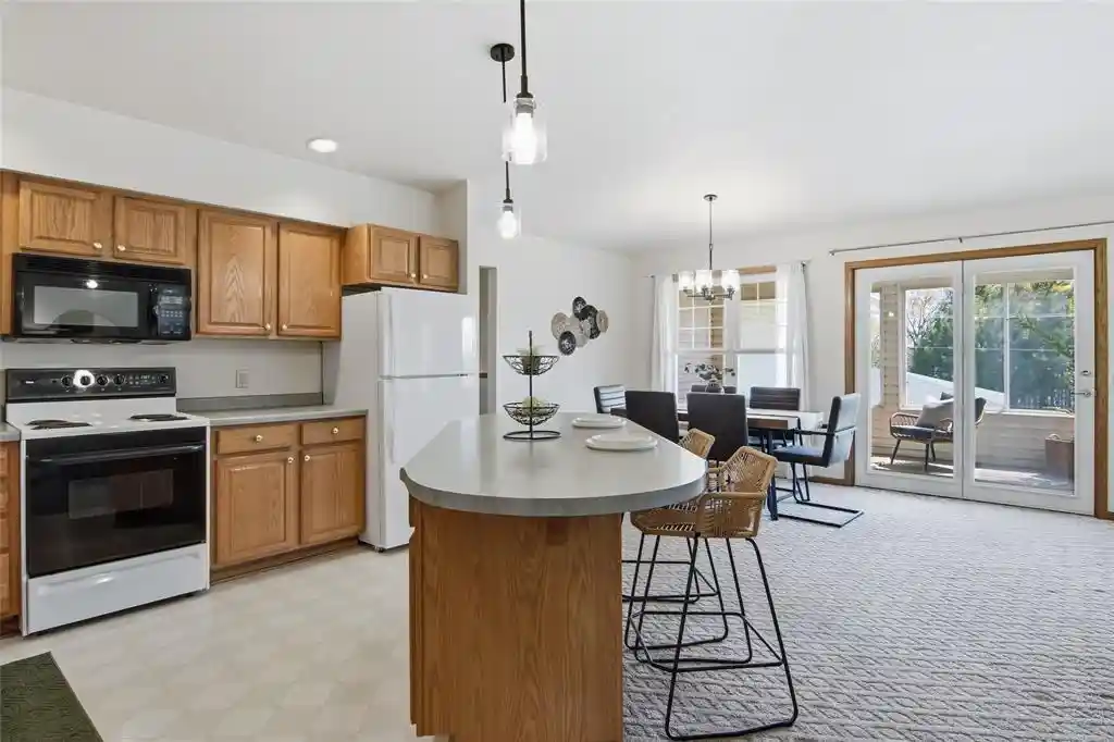 Homes for sale in Menomonie, WI | 926 Tainter Street Street, Menomonie, WI 54751 | Houzeo