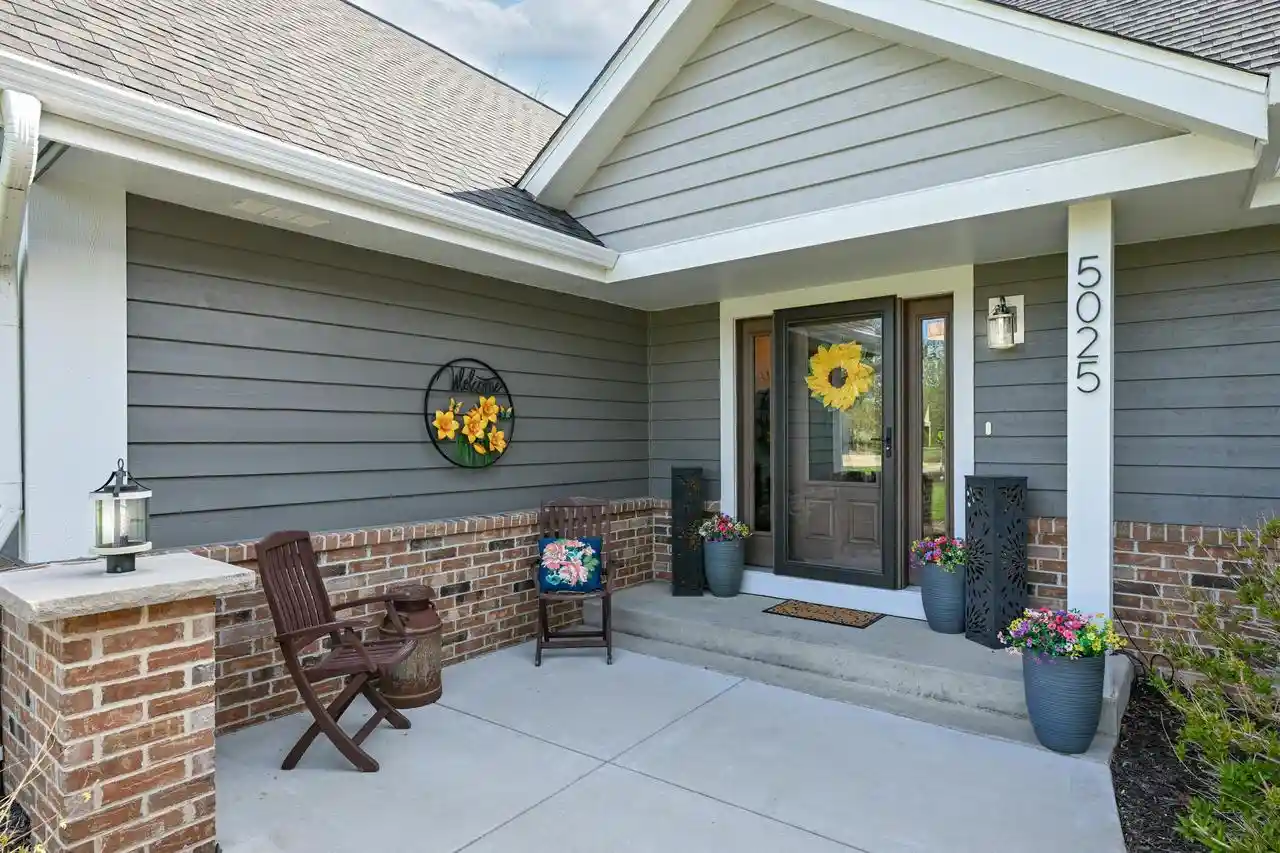 Homes for sale in Waterford, WI | 5025 Riverside Road Road, Waterford, WI 53185 | MLS# 1961408