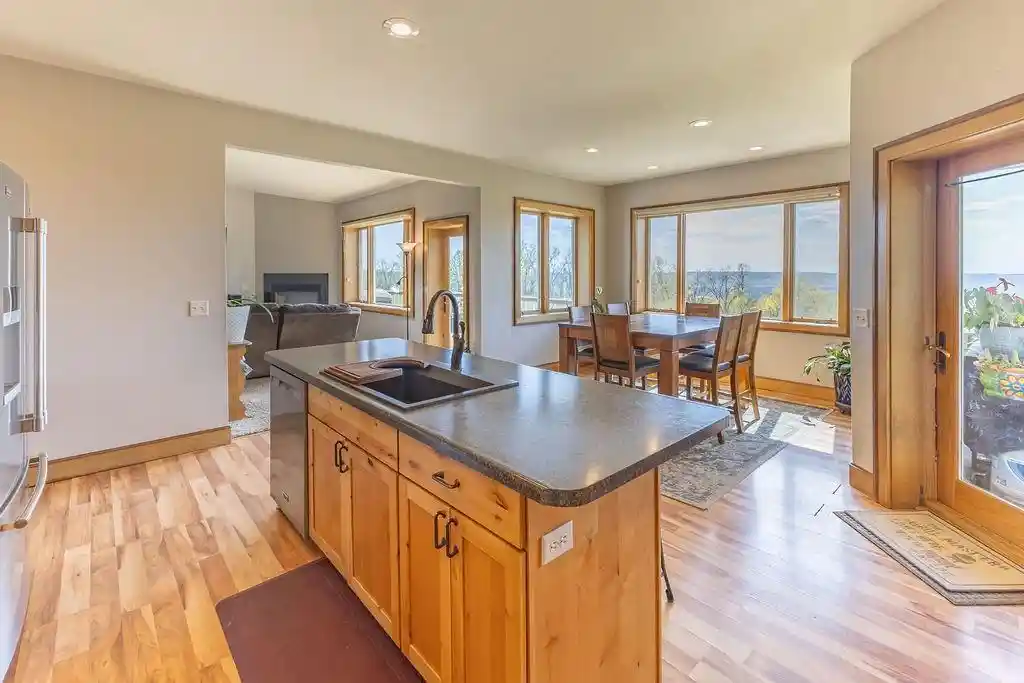 4th image of S3565 Rooster Ridge Lane Lane, Fountain City, WI 54629 | MLS# 1600918