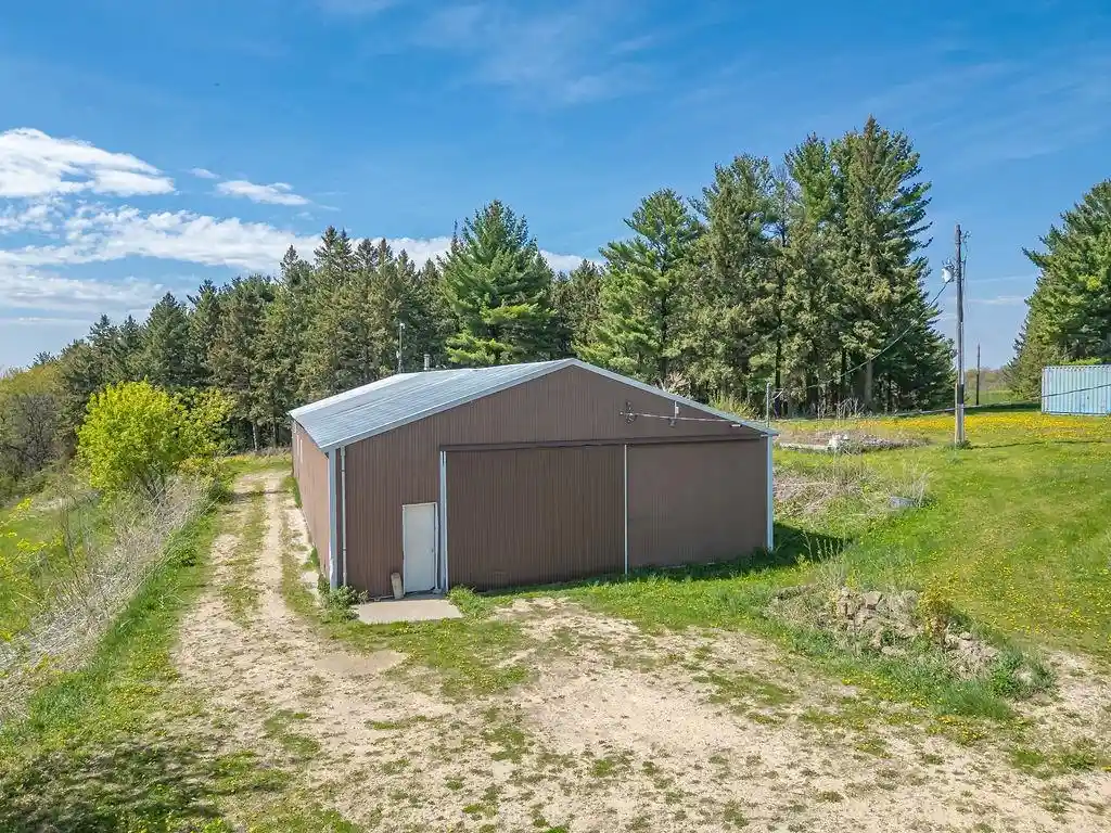 58th image of S3565 Rooster Ridge Lane Lane, Fountain City, WI 54629 | MLS# 1600918
