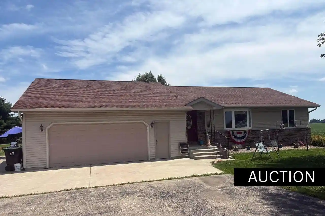 Homes for sale in Randolph, WI | N8798 Beaver Point Road Road, Randolph, WI 53956 | MLS# 2022711