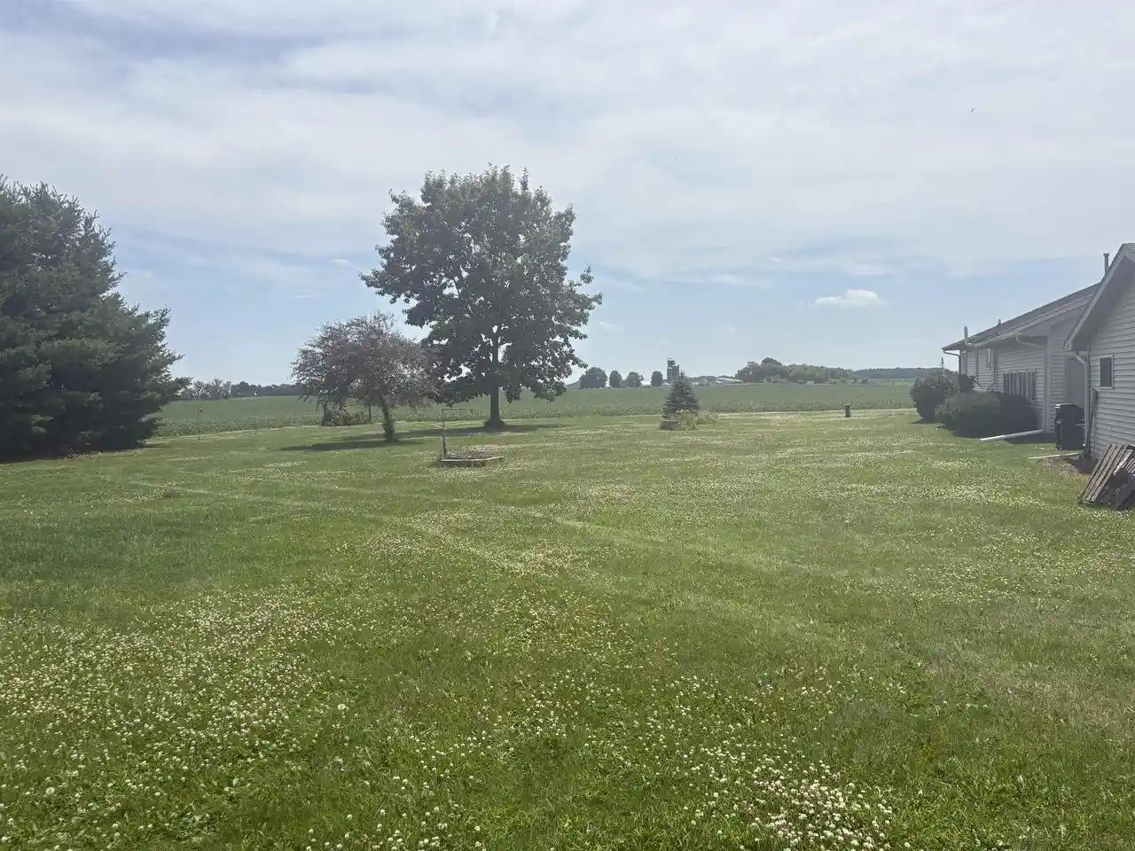 Homes for sale in Randolph, WI | N8798 Beaver Point Road Road, Randolph, WI 53956 | MLS# 2022711