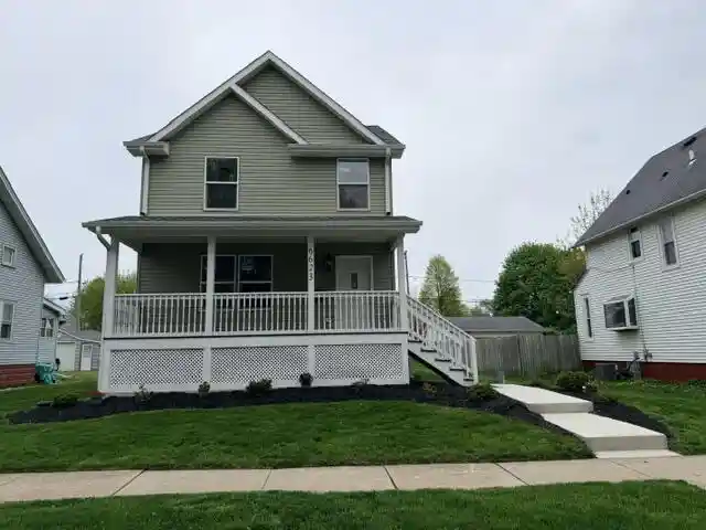 Homes for sale in Kenosha, WI | 6623 24th Avenue Avenue, Kenosha, WI 53143 | MLS# 1961602