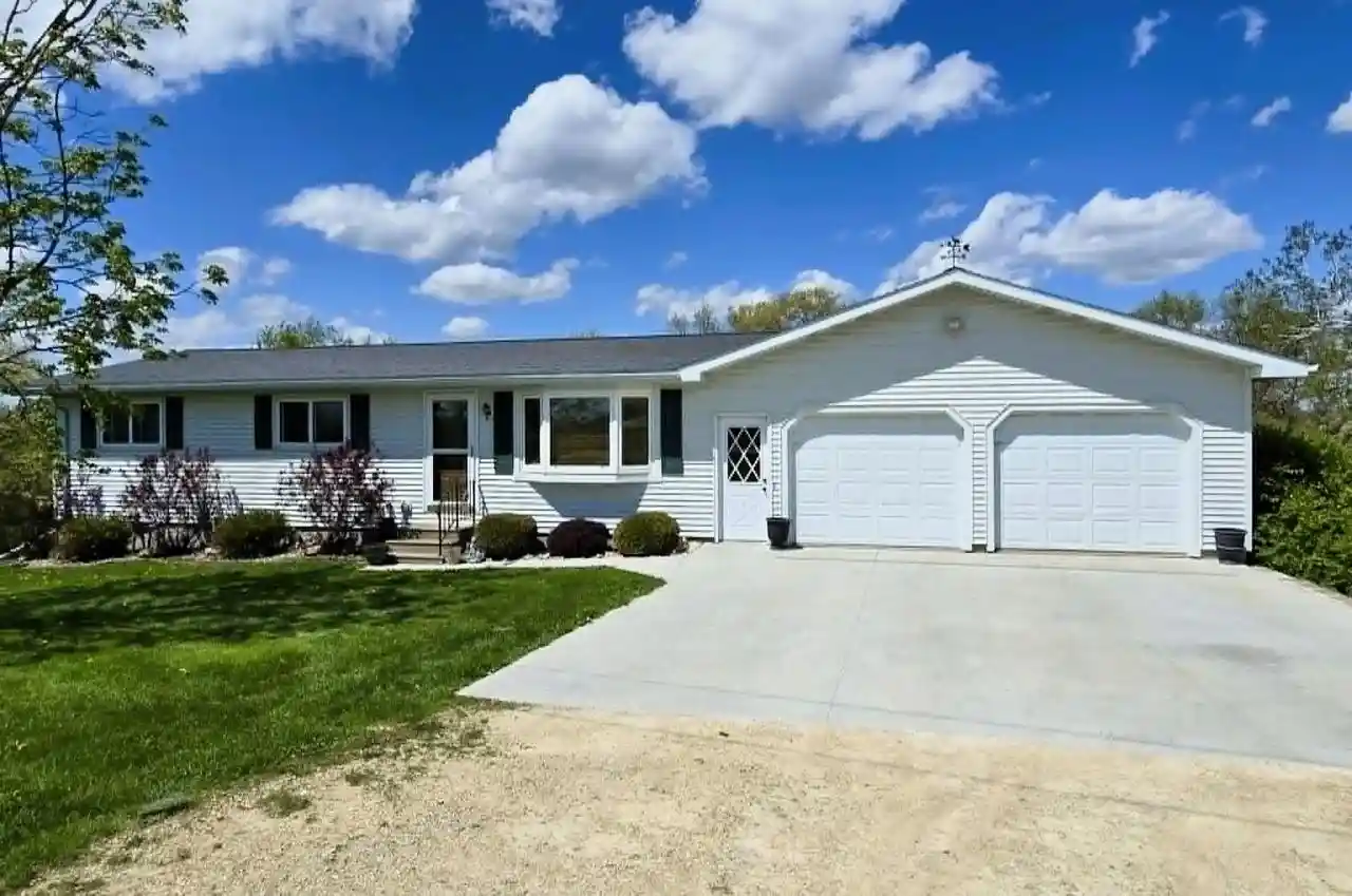 Homes for sale in Gays Mills, WI | 54098 Rounds Road Road, Gays Mills, WI 54631 | MLS# 2022766
