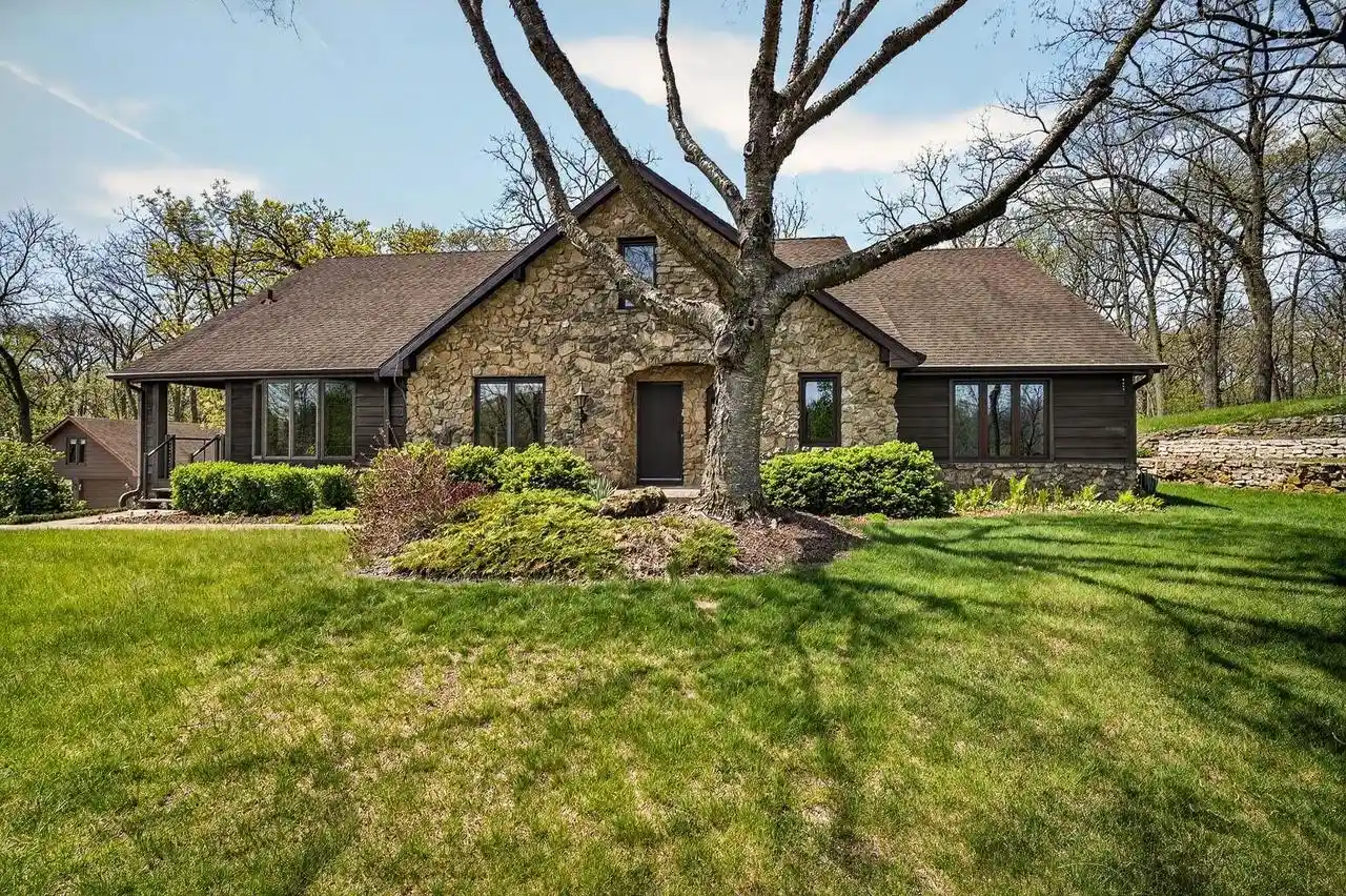 1st image of 4802 Country Meadows Road Road, Brooklyn, WI 53521 | MLS# 2022796