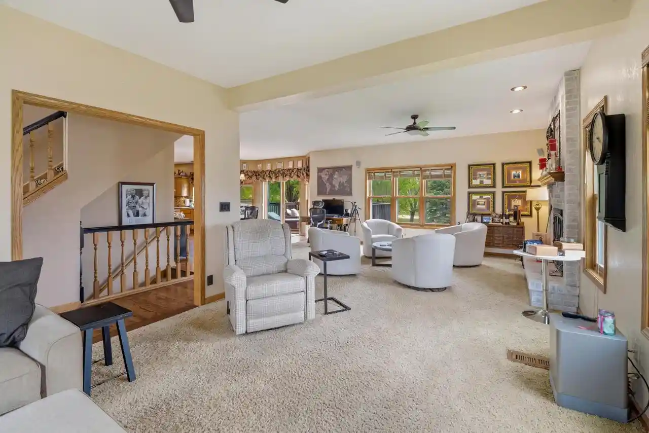 2nd image of 412 Ledgewood Dr Dr, Fond Du Lac, WI 54937 | MLS# 1961729