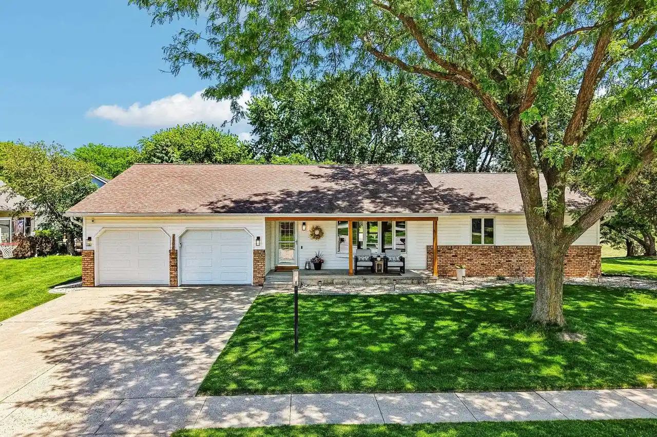 1st image of 1102 S Holiday Dr Dr, Waunakee, WI 53597 | MLS# 2022842
