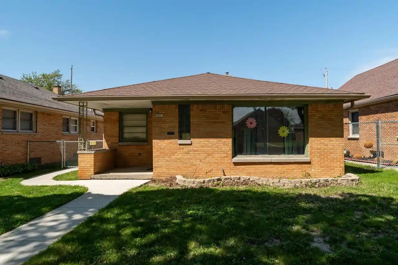 Homes for sale in Milwaukee, WI | 4861 N 66th Street Street, Milwaukee, WI 53218 | MLS# 1961784
