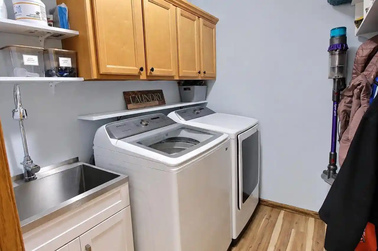 Homes for sale in Evansville, WI | 218 Noahs Arc Court Court, Evansville, WI 53536 | MLS# 2022854