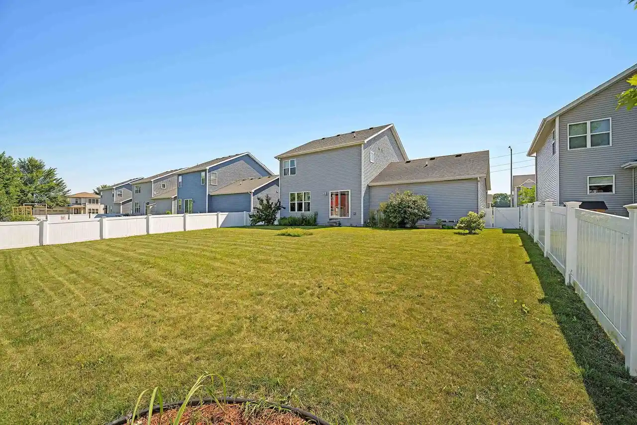 3rd image of 4716 Catalina Parkway Parkway, Mcfarland, WI 53558 | MLS# 2022857