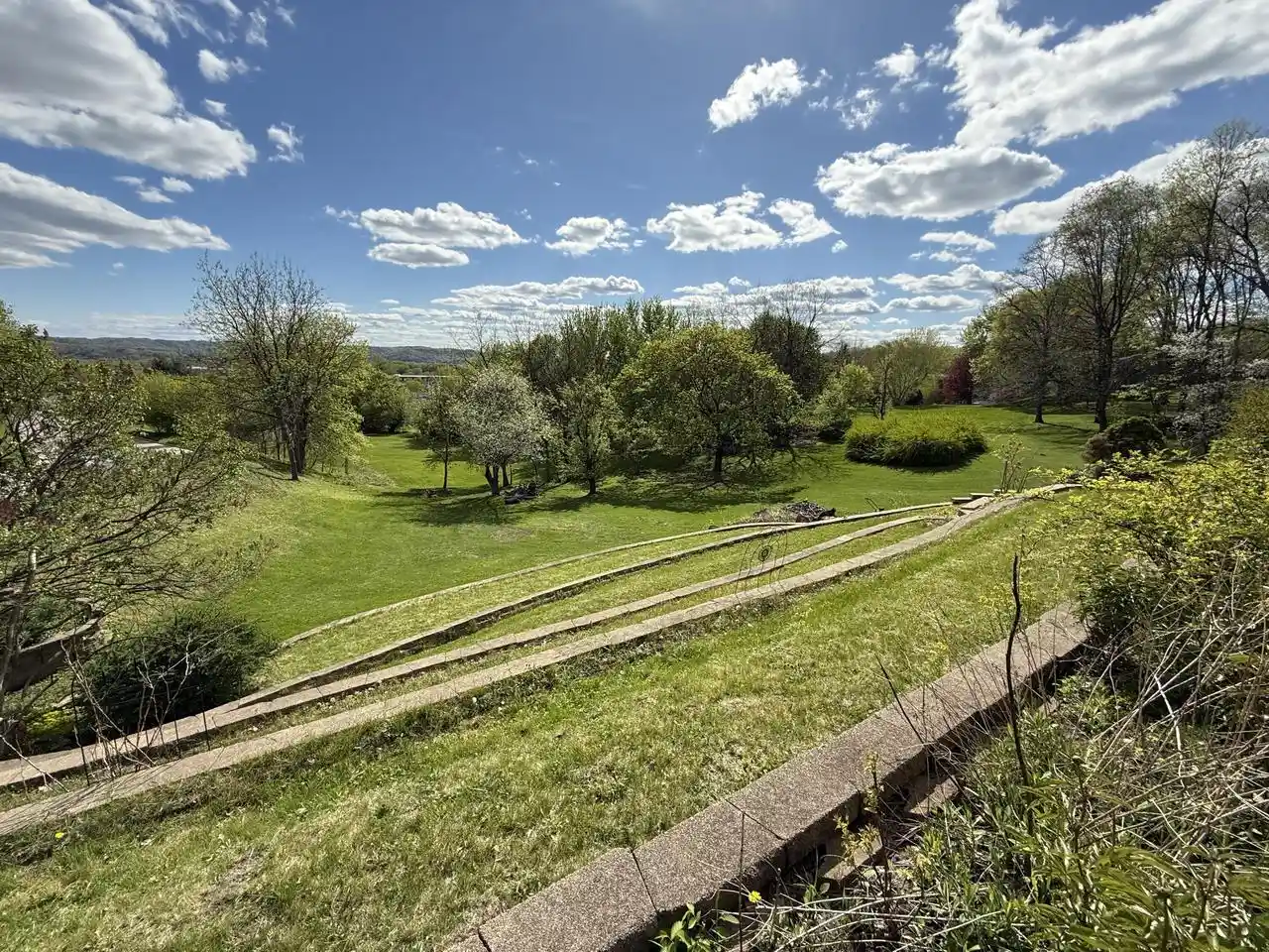 Homes for sale in La Crosse, WI | 4653 N Crestwood Lane Lane, La Crosse, WI 54601 | MLS# 1961831