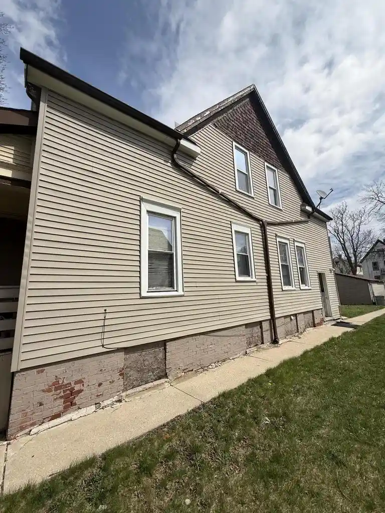 Homes for sale in Milwaukee, WI | 2864 N 26Th Street Street, Milwaukee, WI 53206 | MLS# 1961850