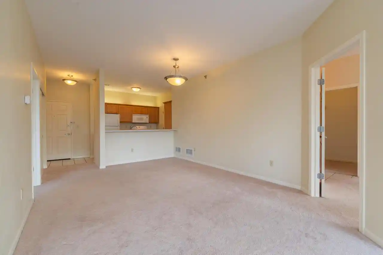 Homes for sale in Franklin, WI | 6995 S Riverwood Boulevard S Boulevard, Franklin, WI 53132 | Houzeo