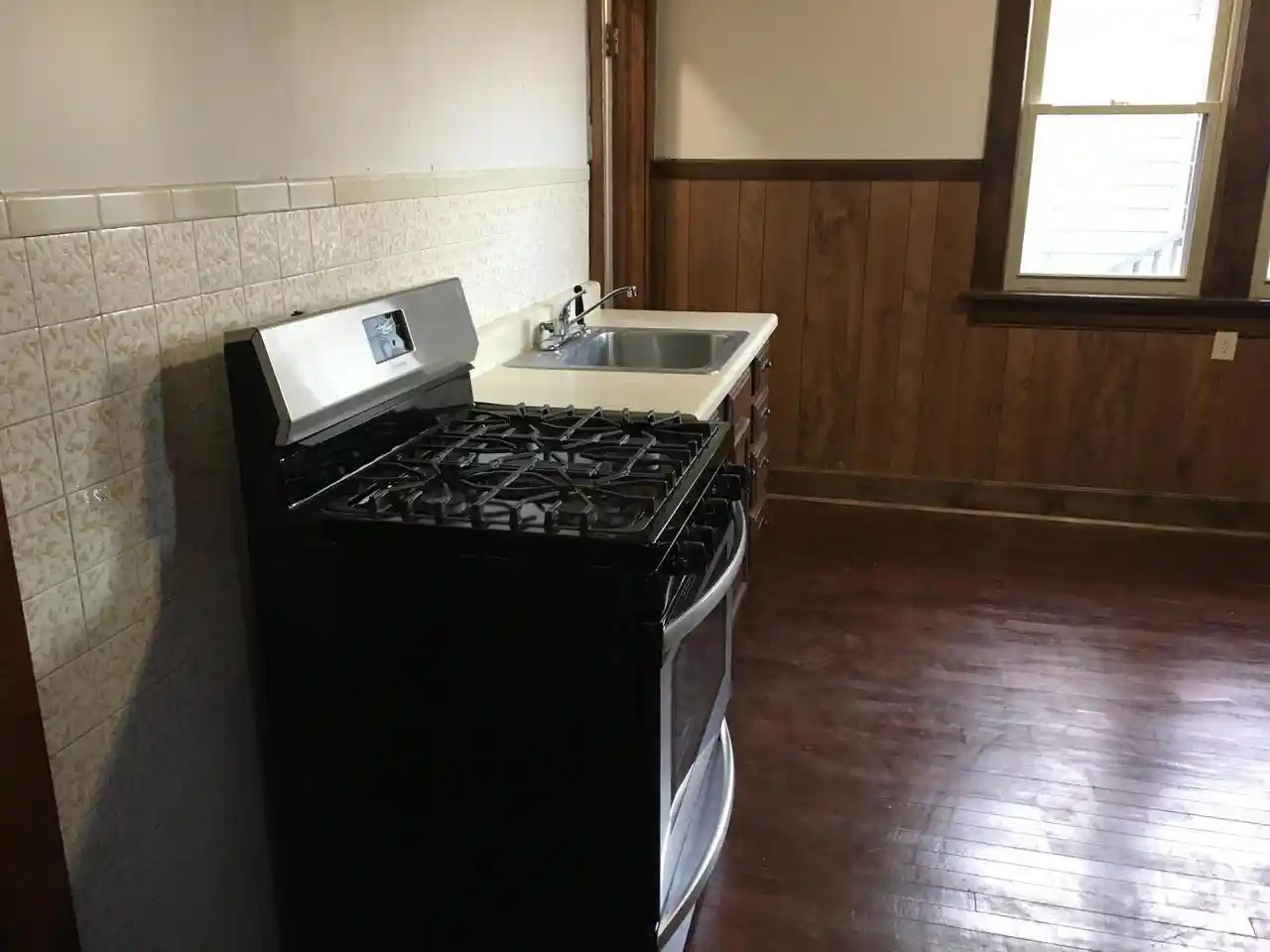Photo 4 of Single family home for sale at 1606 59Th Street Street, Kenosha, WI 53140 | MLS# 1961880 | Listing updated on 2026-10-09
