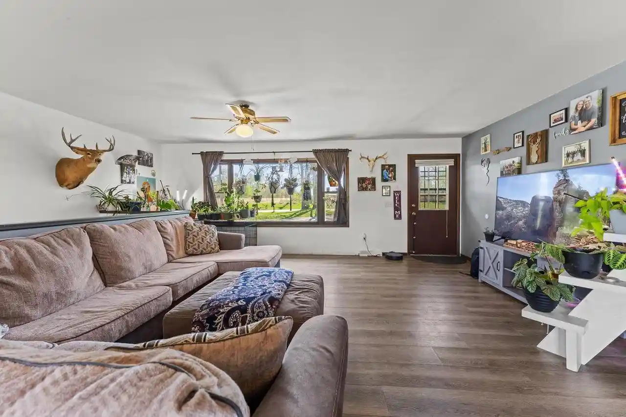 Homes for sale in Reedsburg, WI | E9010a South Avenue Avenue, Reedsburg, WI 53959 | MLS# 2022920