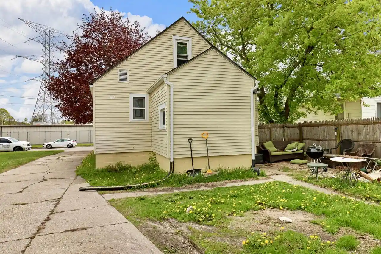 Homes for sale in Kenosha, WI | 4412 28Th Avenue Avenue, Kenosha, WI 53140 | MLS# 1961914