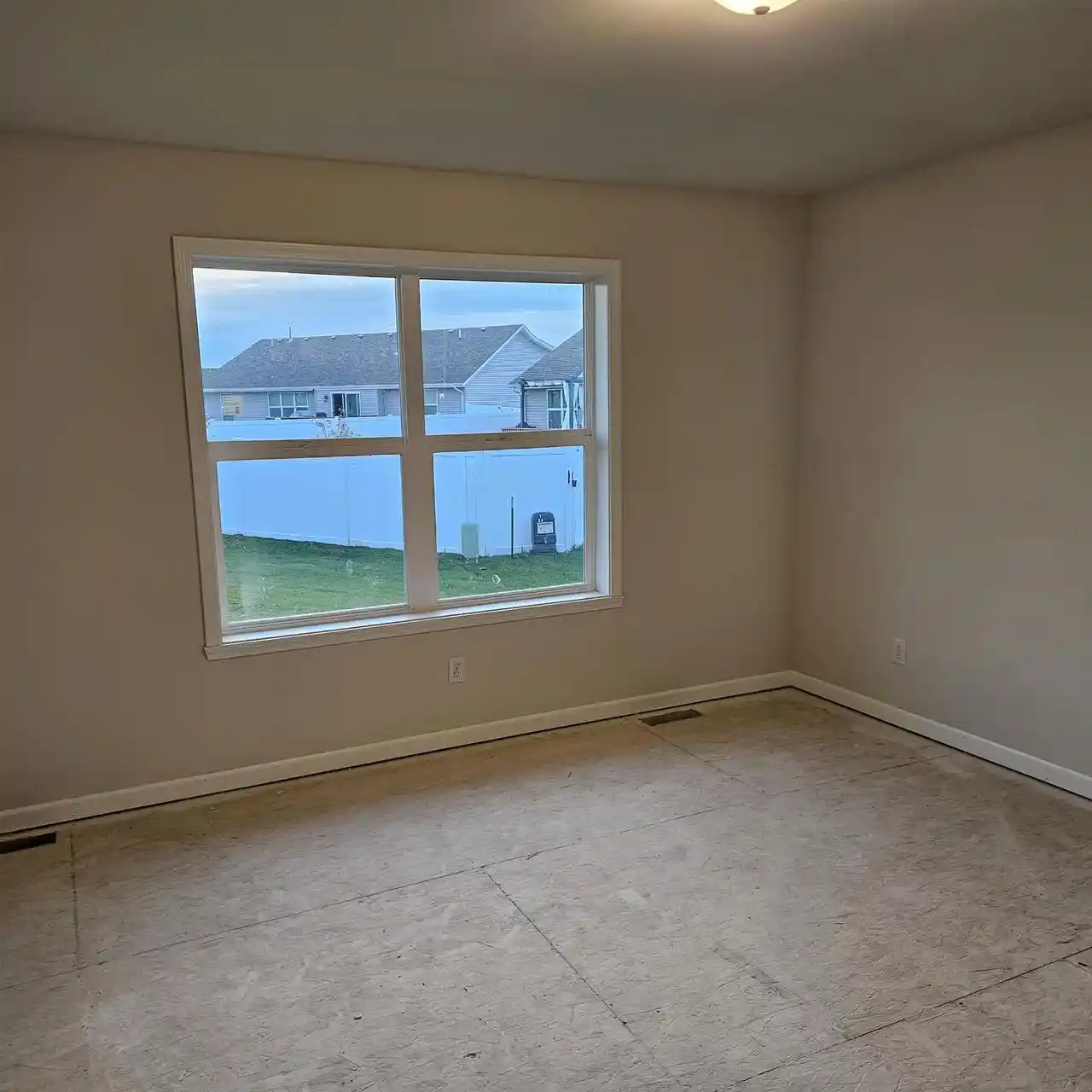 Photo 3 of Single family home for sale at 1525 Hawks Pass, Beloit, WI 53511 | MLS# 2022929 | Listing updated on 2026-10-15