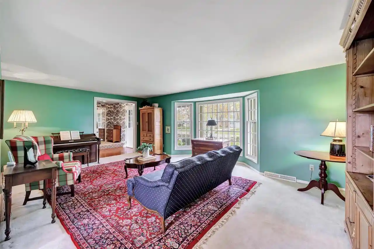 Homes for sale in Green Bay, WI | 341 Roselawn Boulevard Boulevard, Green Bay, WI 54301 | MLS# 50325174