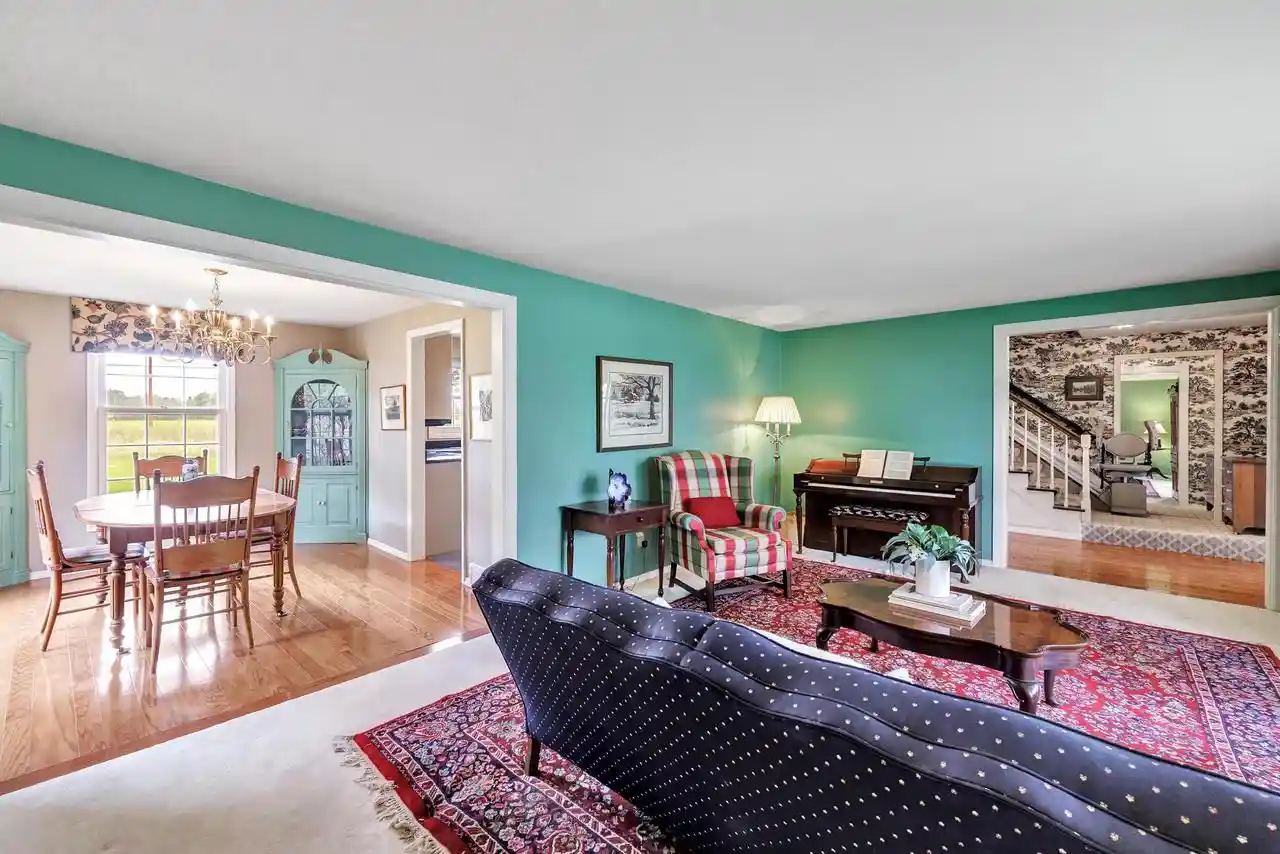 Homes for sale in Green Bay, WI | 341 Roselawn Boulevard Boulevard, Green Bay, WI 54301 | MLS# 50325174