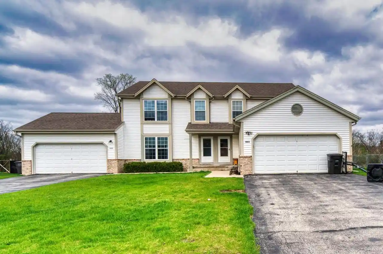Homes for sale in Waterford, WI | 504 N 6th Street Street, Waterford, WI 53185 | MLS# 1961948