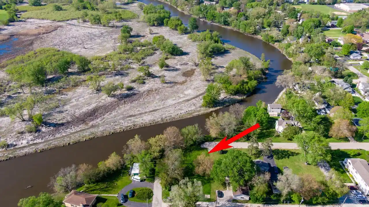 5th image of 325 W Park Street Street, Silver Lake, WI 53170 | MLS# 1961983