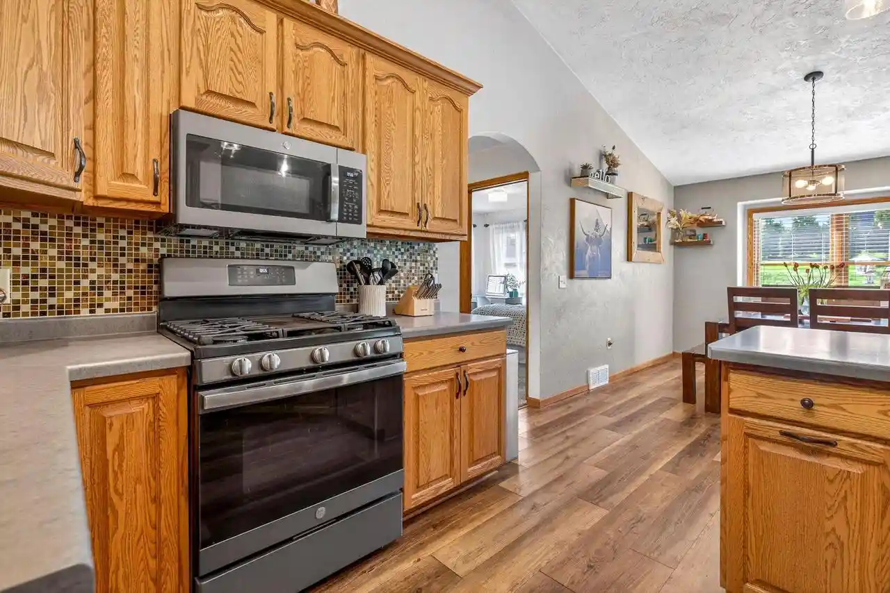 Homes for sale in New London, WI | 220 East Ridge Street Street, New London, WI 54961 | MLS# 50325219