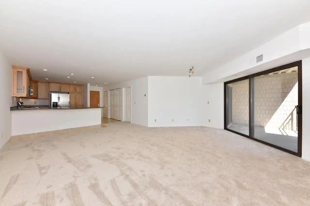 Homes for sale in Milwaukee, WI | 1600 W Green Tree Road Road #225, Milwaukee, WI 53209 | MLS# 1962010