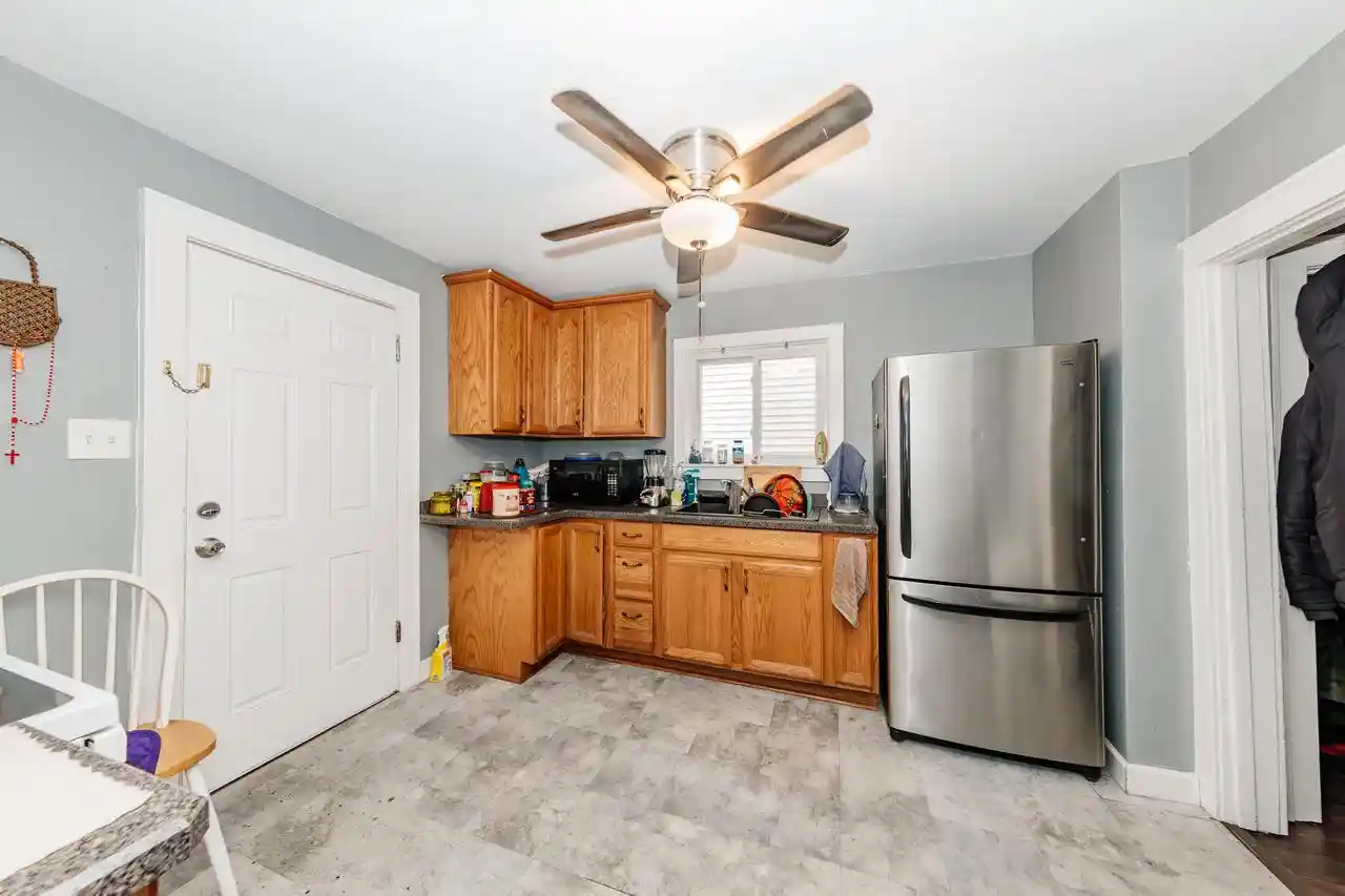5th image of 2445 S 62nd St St, West Allis, WI 53219