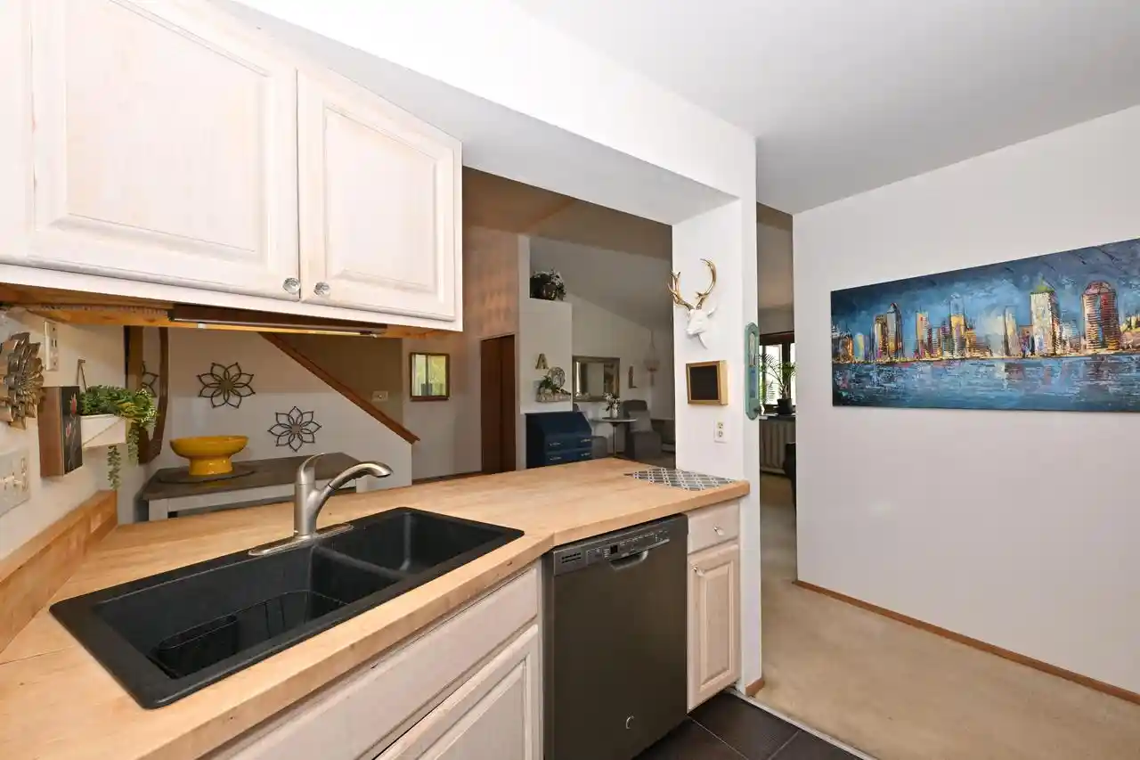 Homes for sale in Greenfield, WI | 4015 S 84Th Street Street #8, Greenfield, WI 53228 | MLS# 1962050