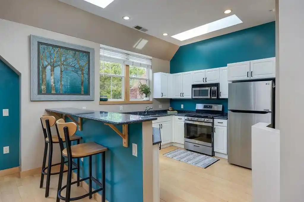 image of 1037 Williamson St St, Madison, WI 53703