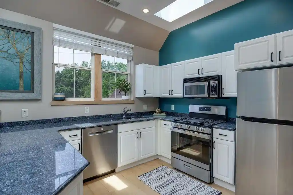 image of 1037 Williamson St St, Madison, WI 53703