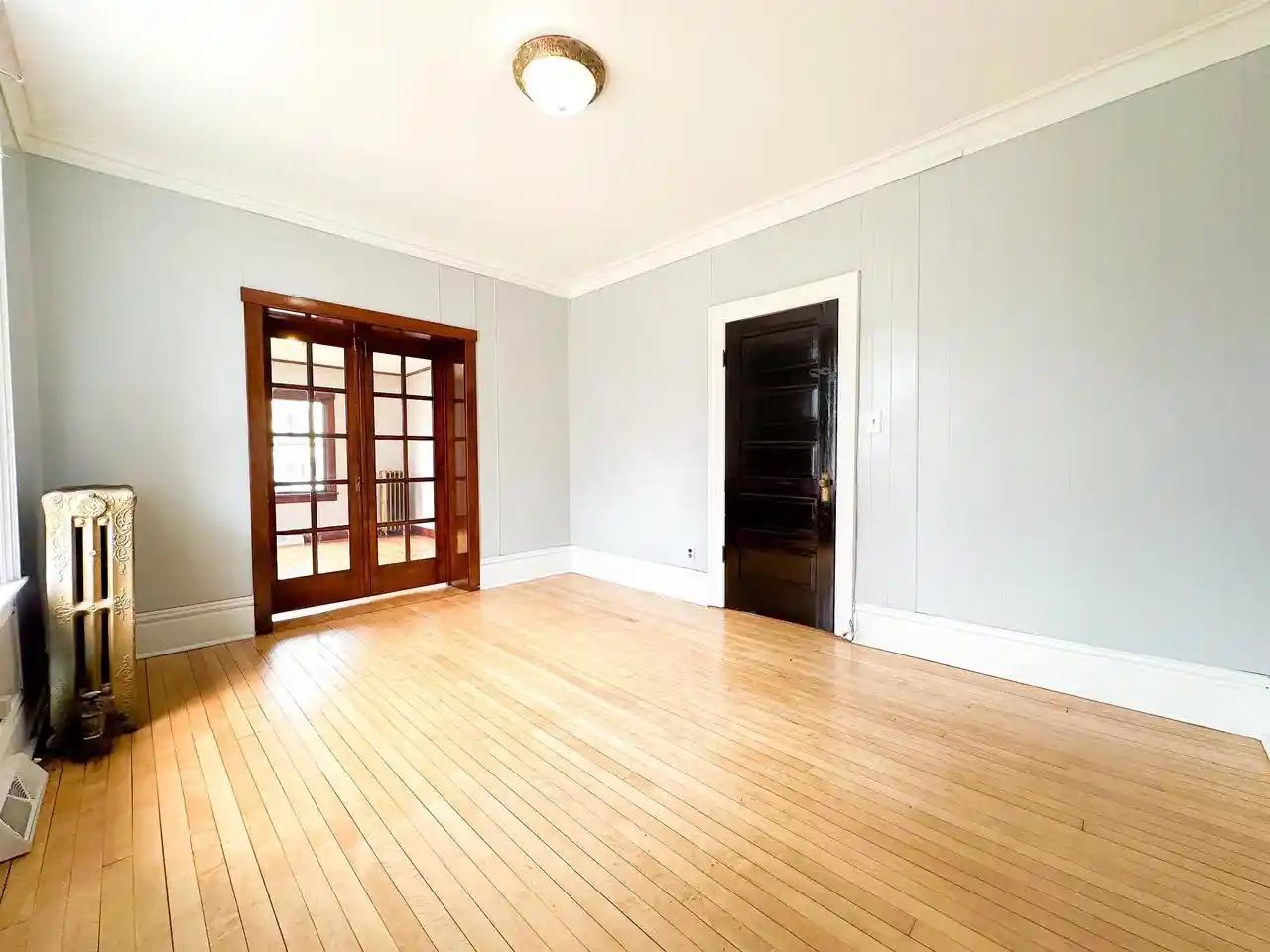 33rd image of 910 Wells Street Street, Marinette, WI 54143 | MLS# 2023057
