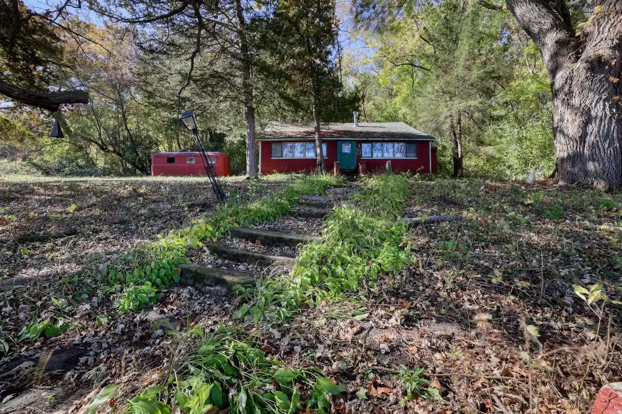 Photo 3 of Single family home for sale at N8002 County Road A, Watertown, WI 53094 | MLS# 1962099 | Listing updated on 2026-08-26
