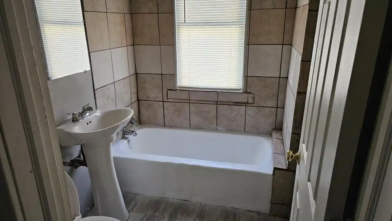 Homes for sale in Milwaukee, WI | 3143 N 14Th Street Street #3143A, Milwaukee, WI 53206 | MLS# 1962142