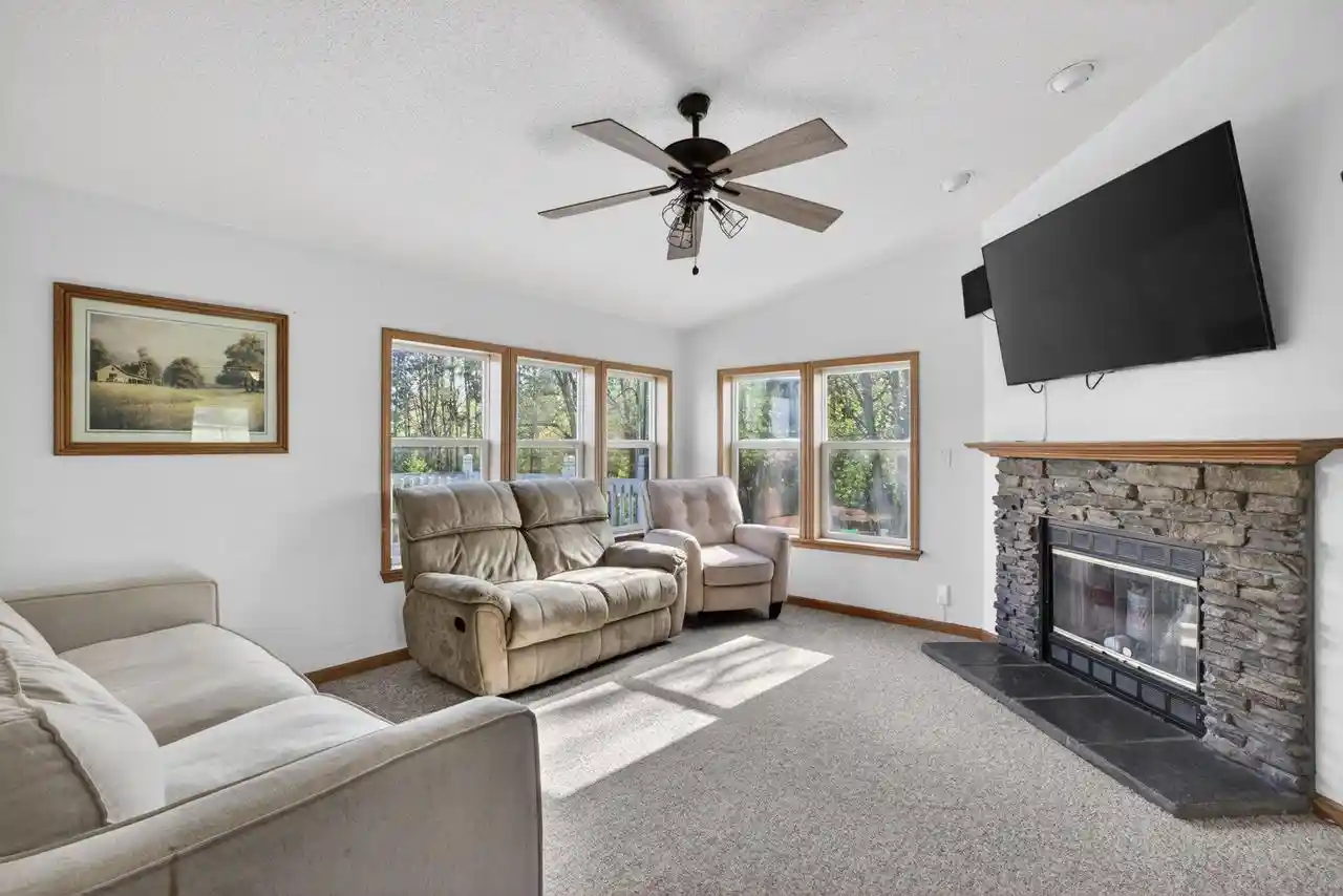 Homes for sale in Pardeeville, WI | W5479 County Road P, Pardeeville, WI 53954 | MLS# 2023127