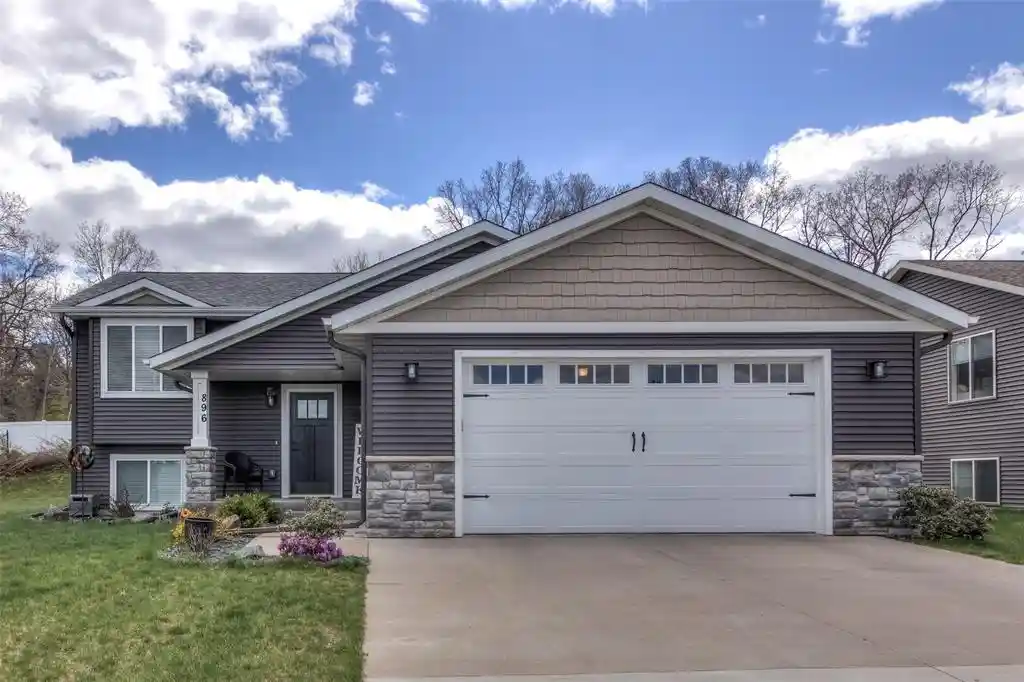 Homes for sale in Altoona, WI | 896 Glacier Dr Dr, Altoona, WI 54720 | MLS# 1601095