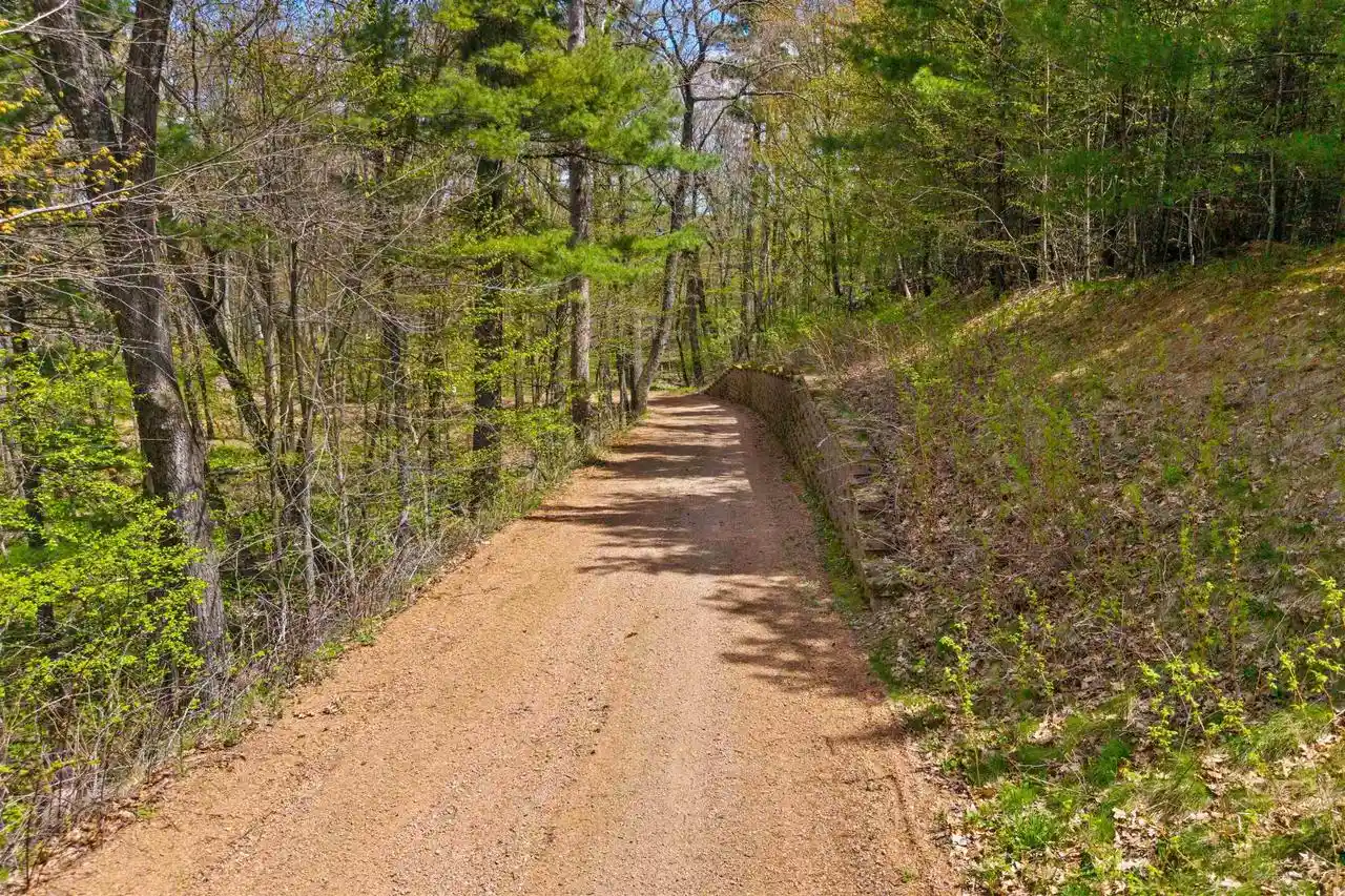 10th image of 4030 River Dr Dr, Plover, WI 54467 | MLS# 22602005
