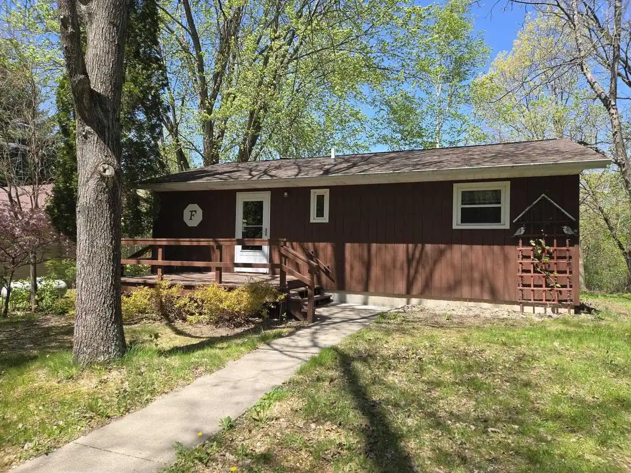 Homes for sale in Oxford, WI | 3217 3rd Court Court, Oxford, WI 53952 | MLS# 2023148