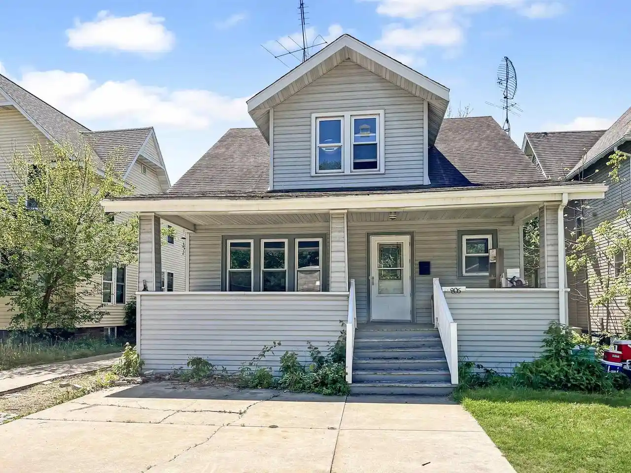 Homes for sale in Reedsburg, WI | 806 E Main Street Street, Reedsburg, WI 53959 | MLS# 2023160
