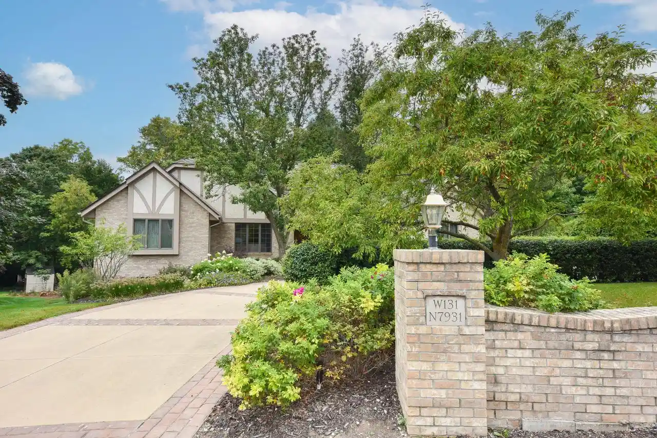 1st image of W131n7931 Country Club Court Court, Menomonee Falls, WI 53051 | MLS# 1962280
