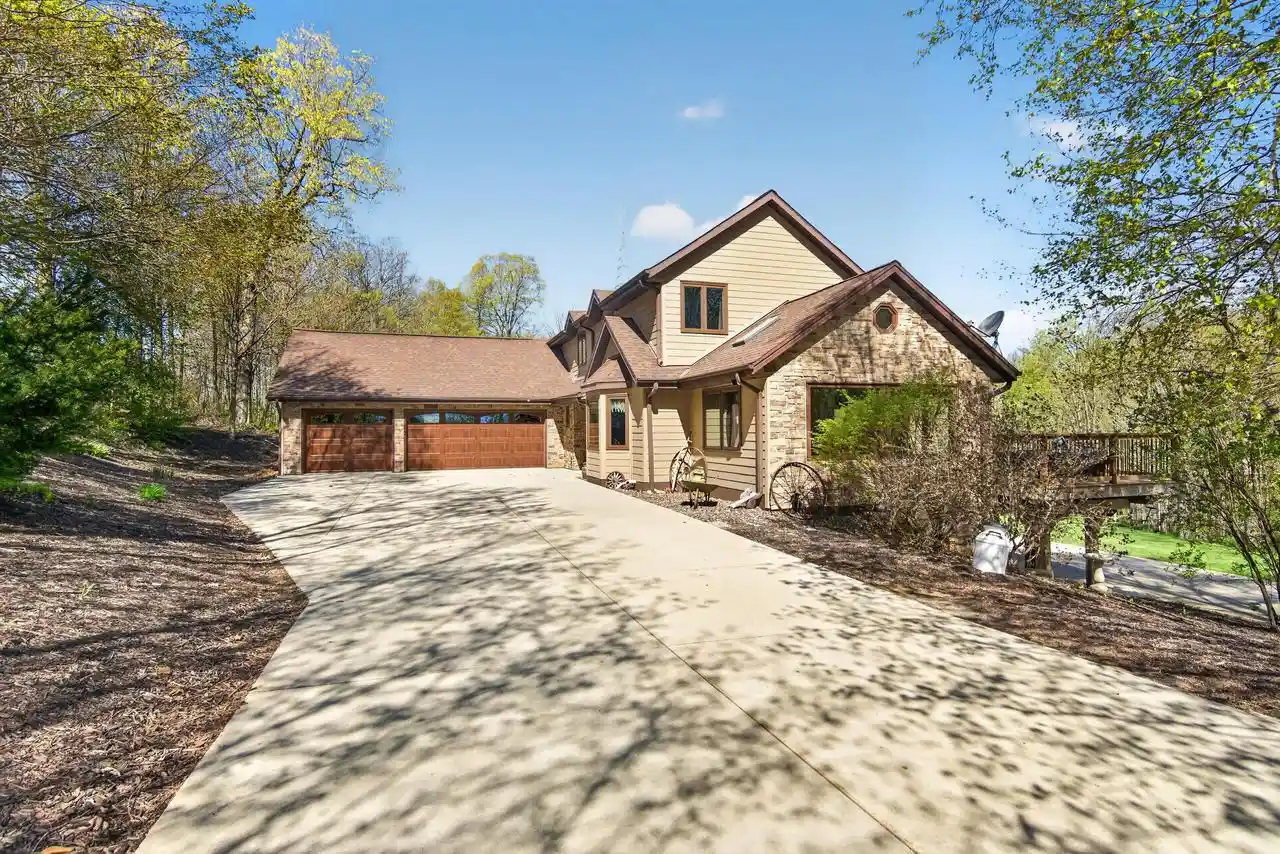 Homes for sale in Allenton, WI | 9355 St Kilian Heights Heights, Allenton, WI 53002 | MLS# 1962282