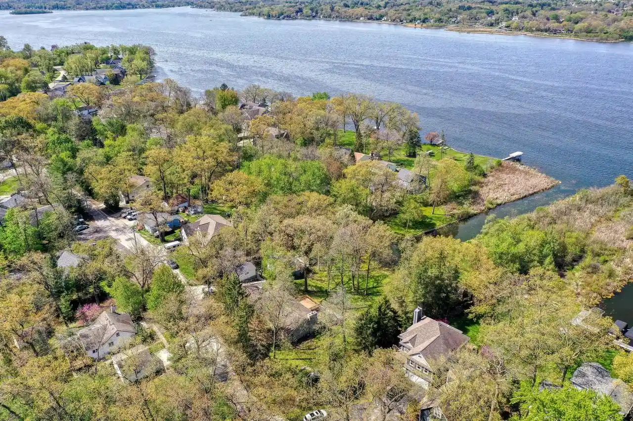 13th image of 3513 Ridge Dr Dr, Hartland, WI 53029 | MLS# 1962316